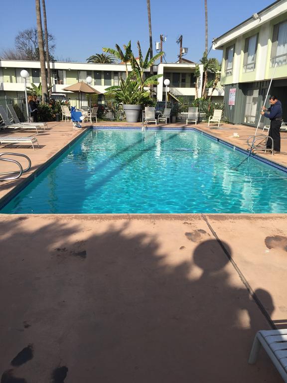 Vagabond Inn Los Angeles At Usc Eksteriør bilde