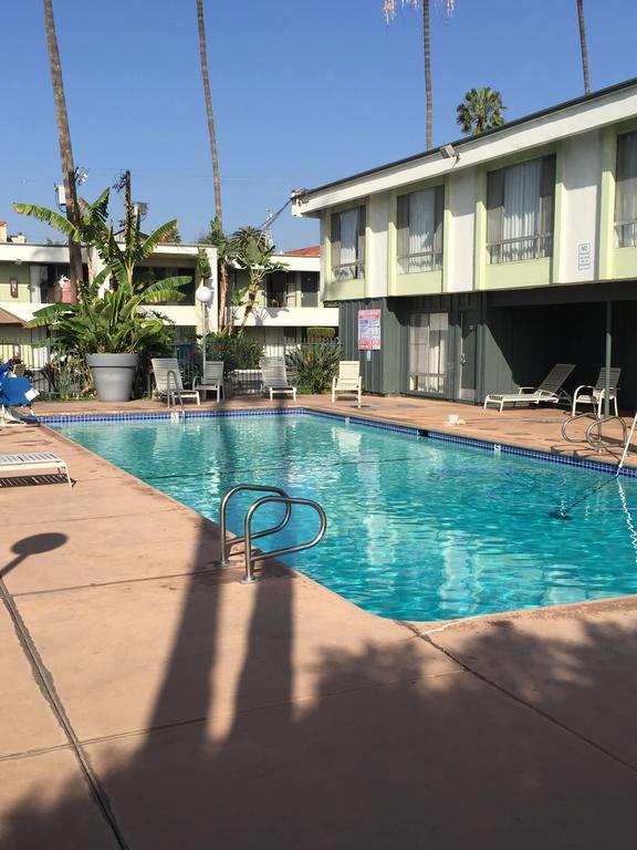 Vagabond Inn Los Angeles At Usc Eksteriør bilde