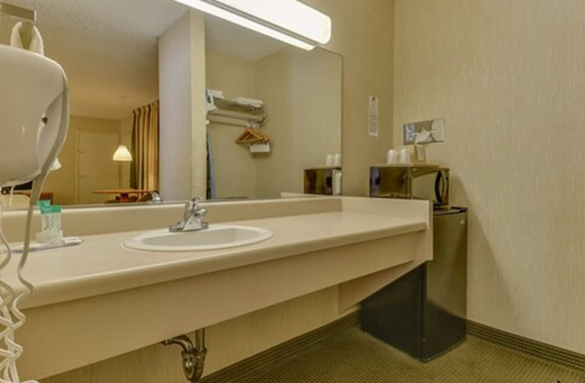 Vagabond Inn Los Angeles At Usc Eksteriør bilde